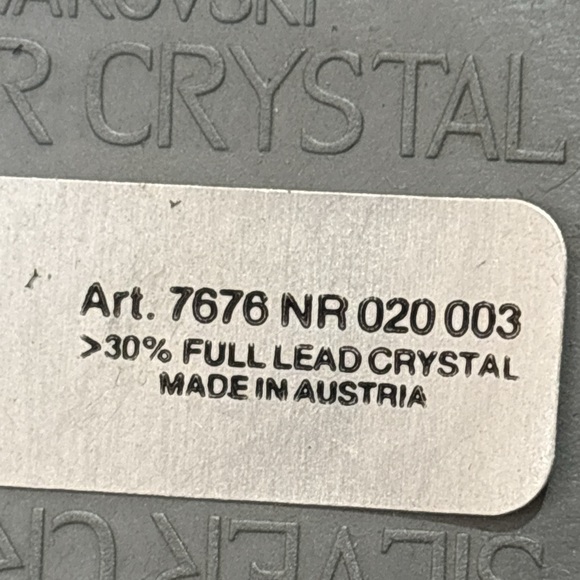 Swarovski Crystal - 3 Baby Chicks
- Mint condition in the original canister - Picture 4 of 13